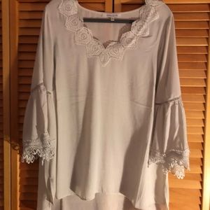 Off-white Rose and Olive shirt with lace detail